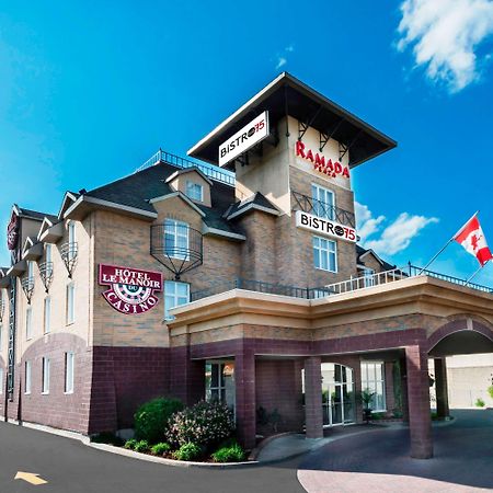 Ramada Plaza By Wyndham Gatineau/Manoir Du Casino Hotell Exteriör bild
