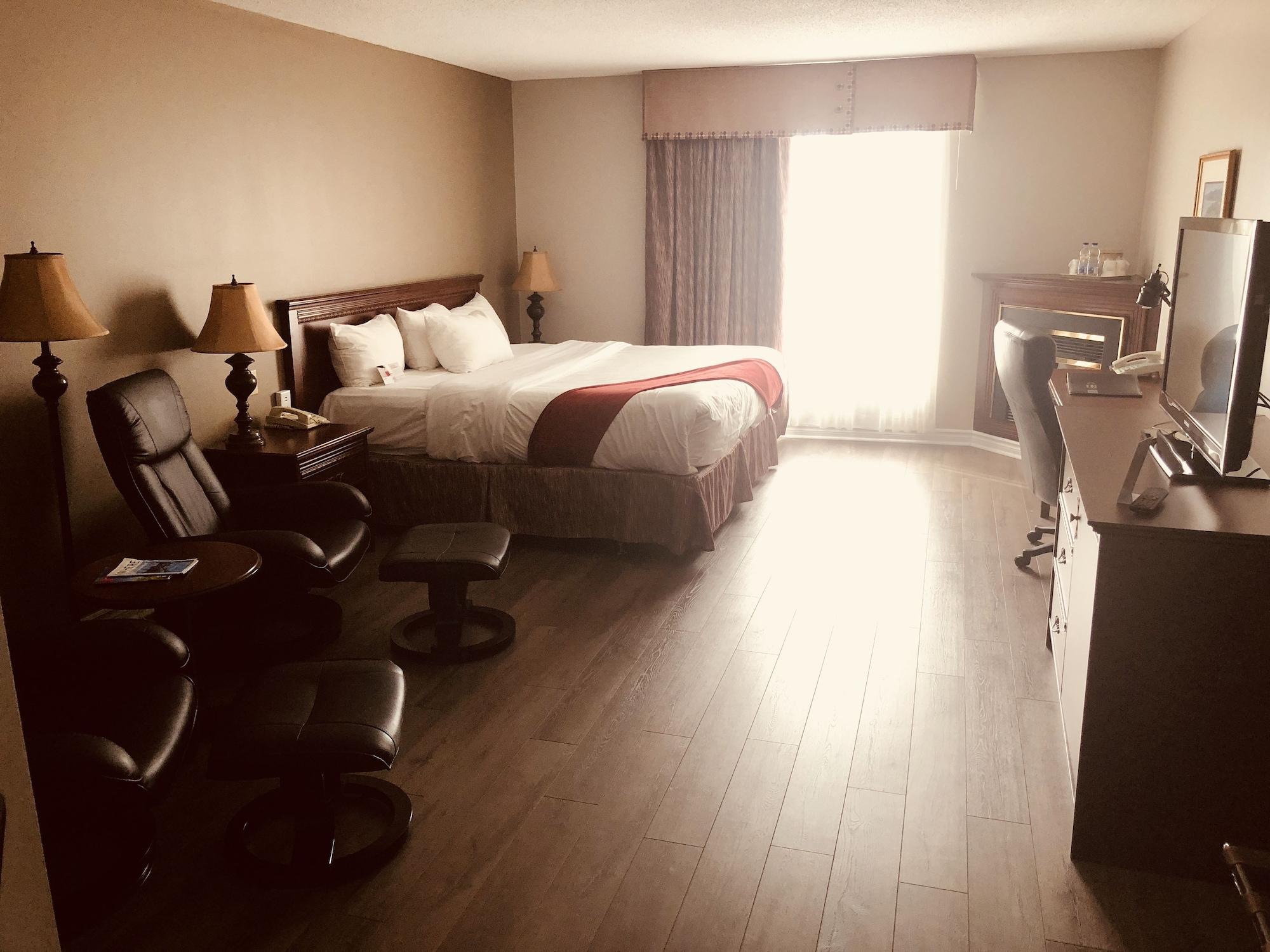 Ramada Plaza By Wyndham Gatineau/Manoir Du Casino Hotell Exteriör bild