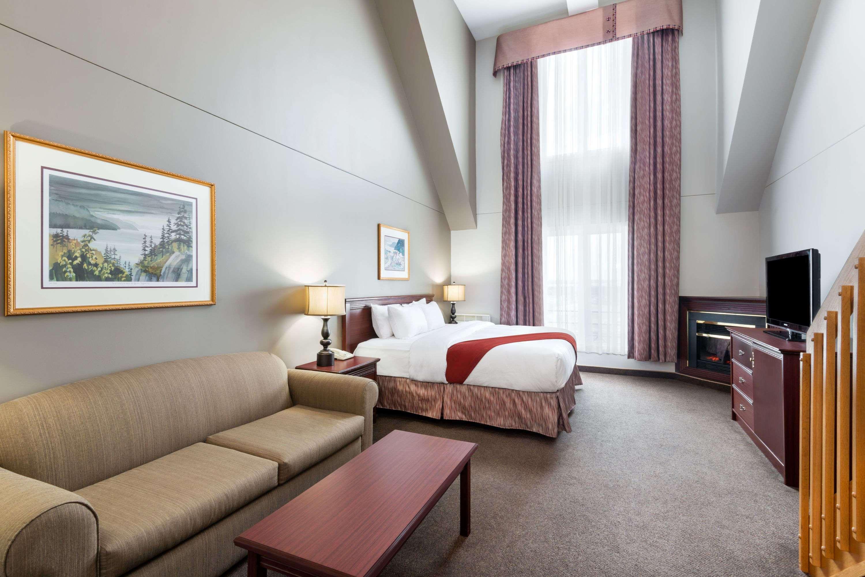 Ramada Plaza By Wyndham Gatineau/Manoir Du Casino Hotell Exteriör bild