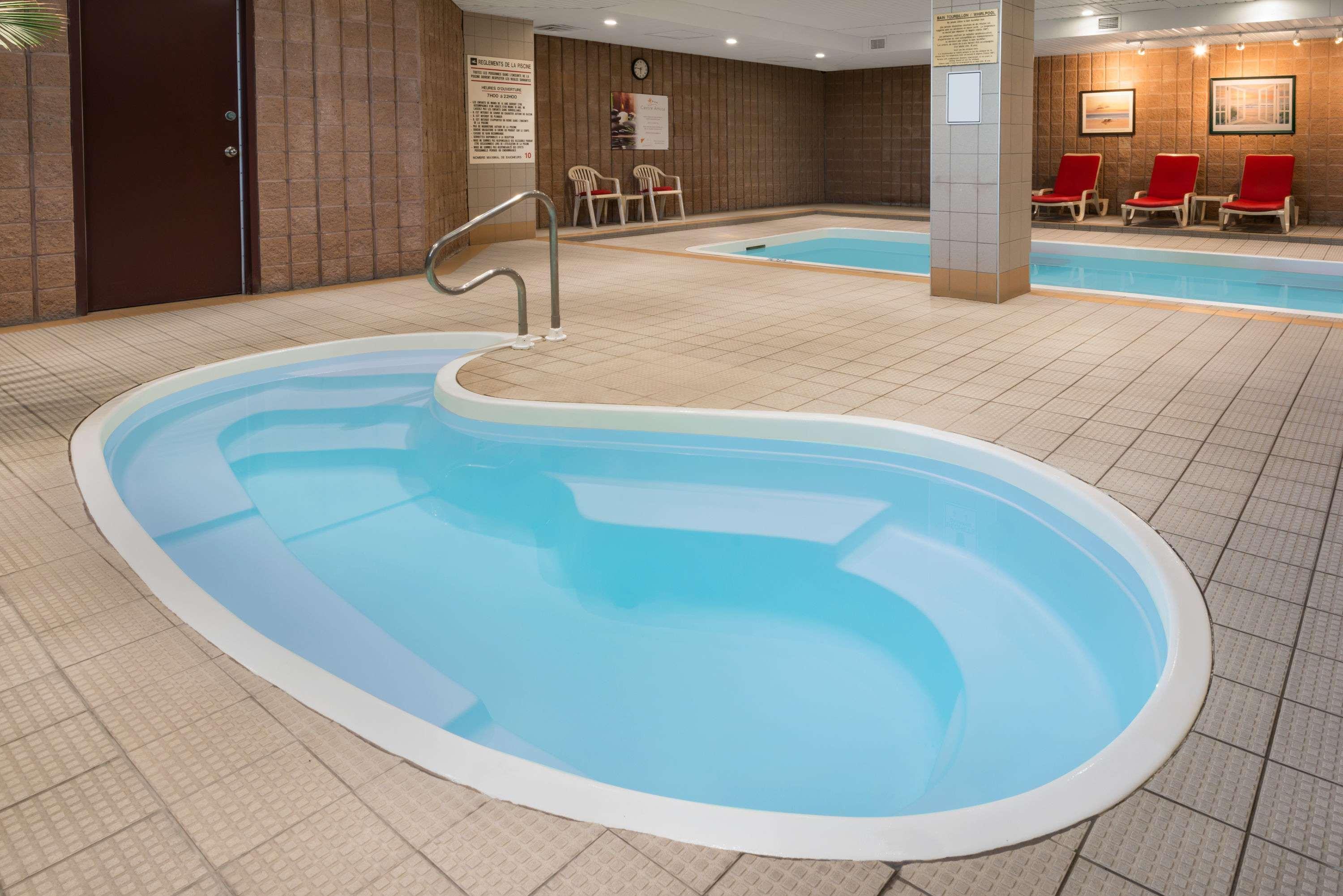 Ramada Plaza By Wyndham Gatineau/Manoir Du Casino Hotell Exteriör bild
