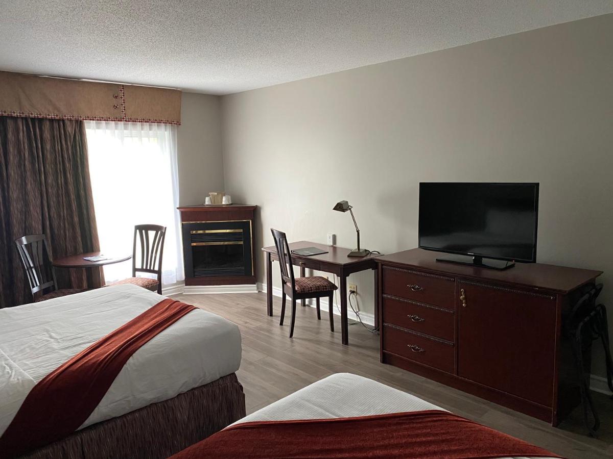 Ramada Plaza By Wyndham Gatineau/Manoir Du Casino Hotell Exteriör bild